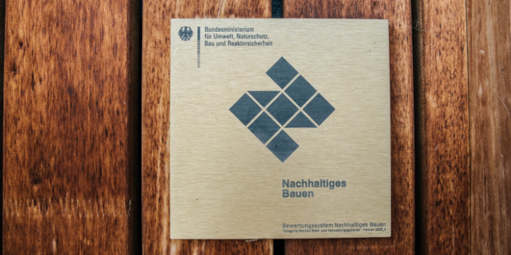 Zertifizierungsstandards für Nachhaltiges Bauen und Betreiben von Gebäuden