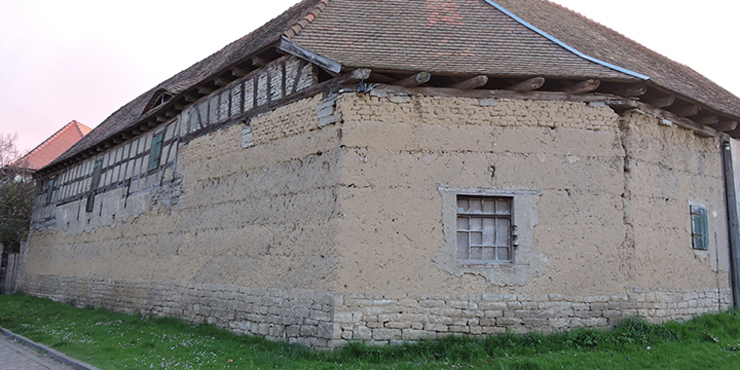 Historischer Massivlehmbau